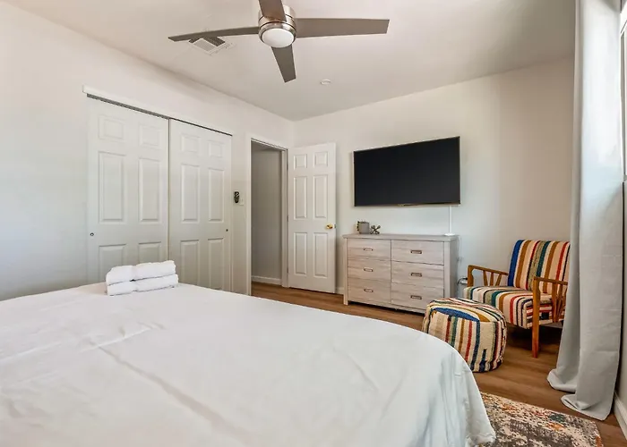 5br Sleeps 10 Hot Tub Fire Pit Games & Walk To Asu Holiday home Tempe